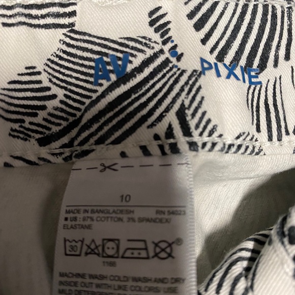 Women’s Old Navy shorts all size 10 - Picture 11 of 11